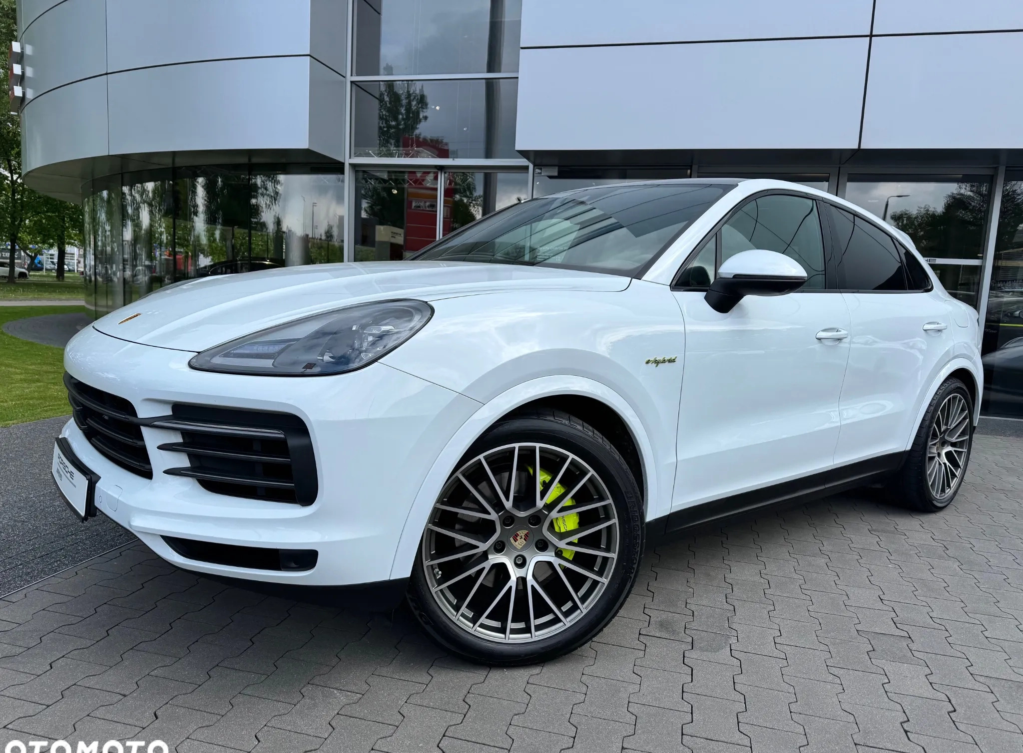 Porsche Cayenne cena 455000 przebieg: 19000, rok produkcji 2023 z Stalowa Wola małe 211